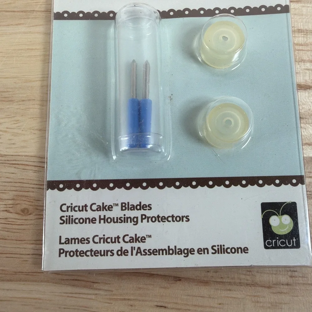 Cricut cake tools